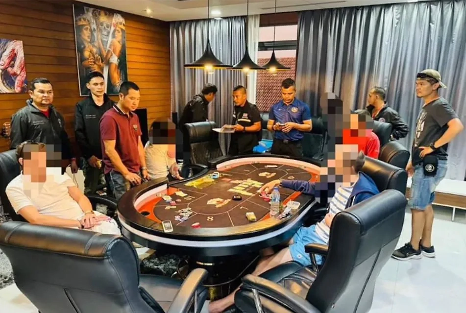 В Таиланде пятеро россиян задержаны за игру в покер и курение кальяна. Обложка © Region 8 Police