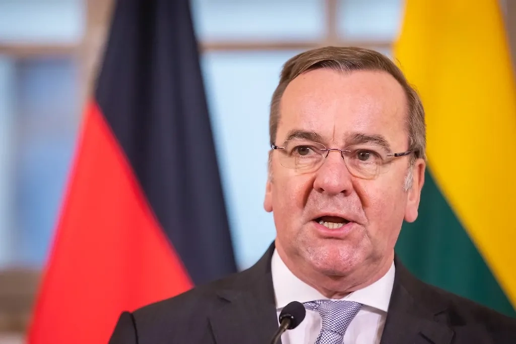 Министр обороны Германии Борис Писториус. Фото © ТАСС / AP/ Mindaugas Kulbis