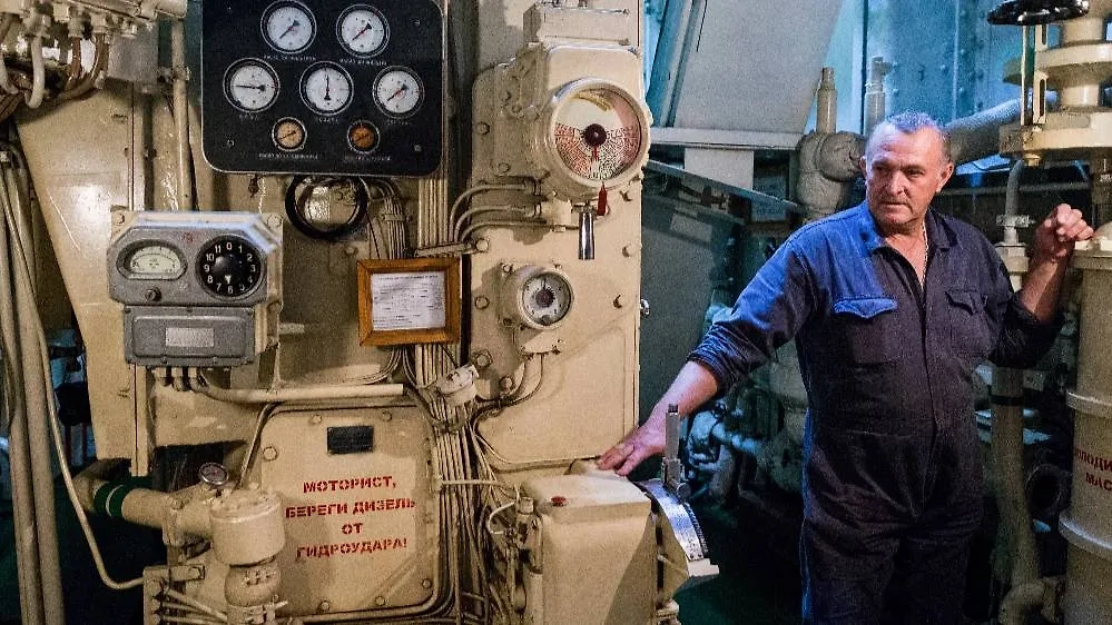 10 января отмечается День инженера-механика ВМФ РФ. Фото © ТАСС / Сергей Мальгавко