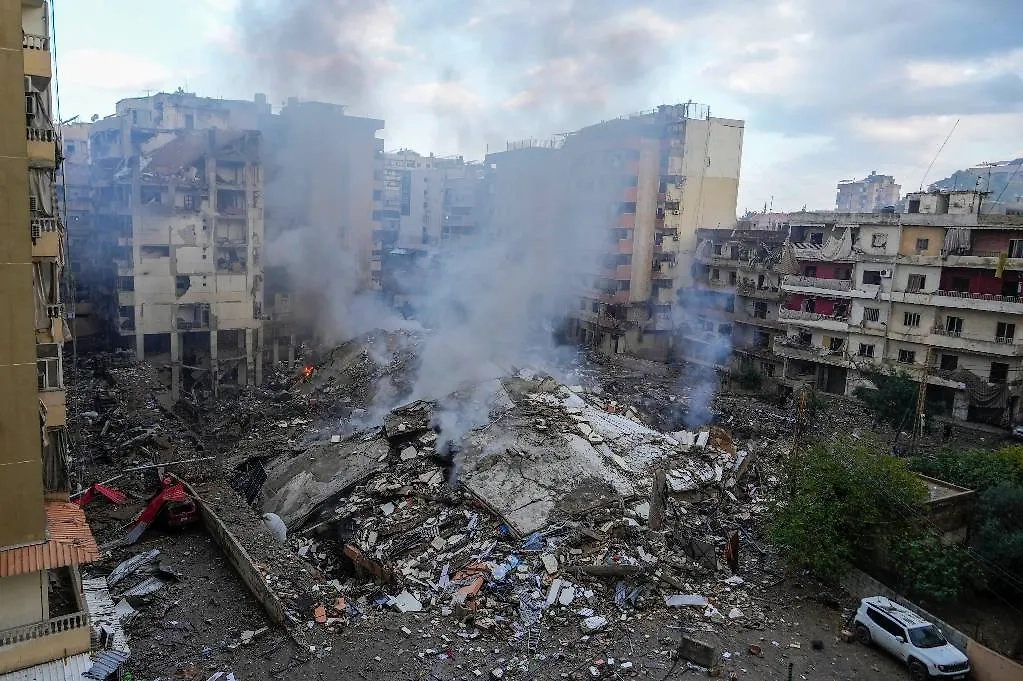 Последствия авиаударов Израиля по южным пригородам Бейрута. Фото © ТАСС / AP / Hassan Ammar
