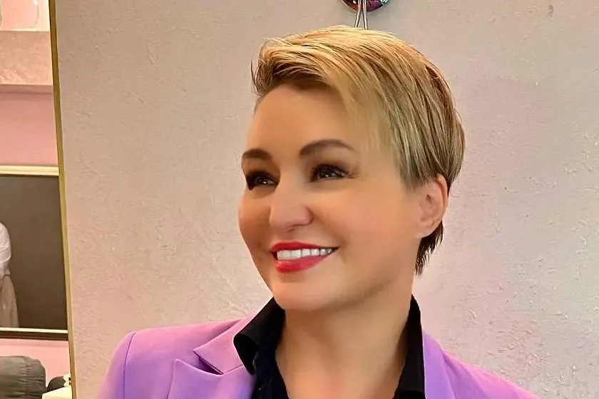 Певица Катя Лель. Обложка © Telegram / Katya Lel