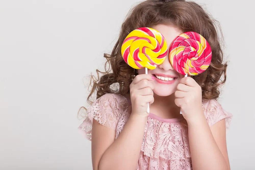 18 октября отмечается Всемирный день конфет. Обложка © Shutterstock / FOTODOM / Ateam