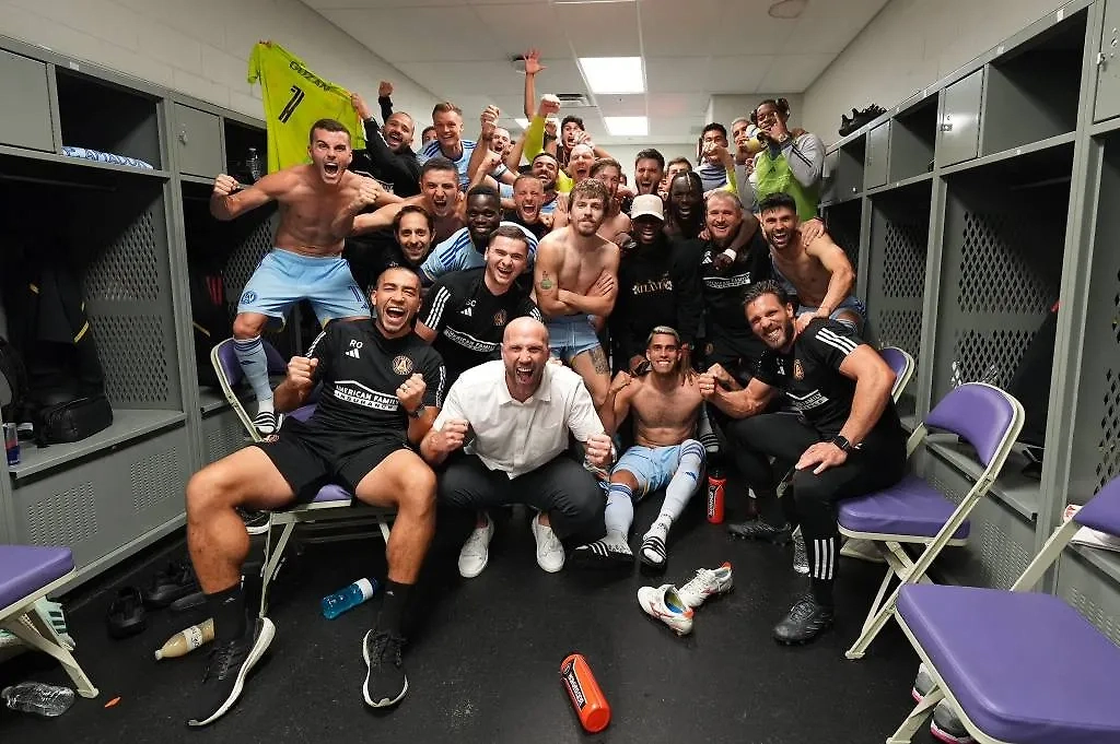 Раздевалка «Атланты» после выхода в плей-офф. Обложка © X / Atlanta United FC