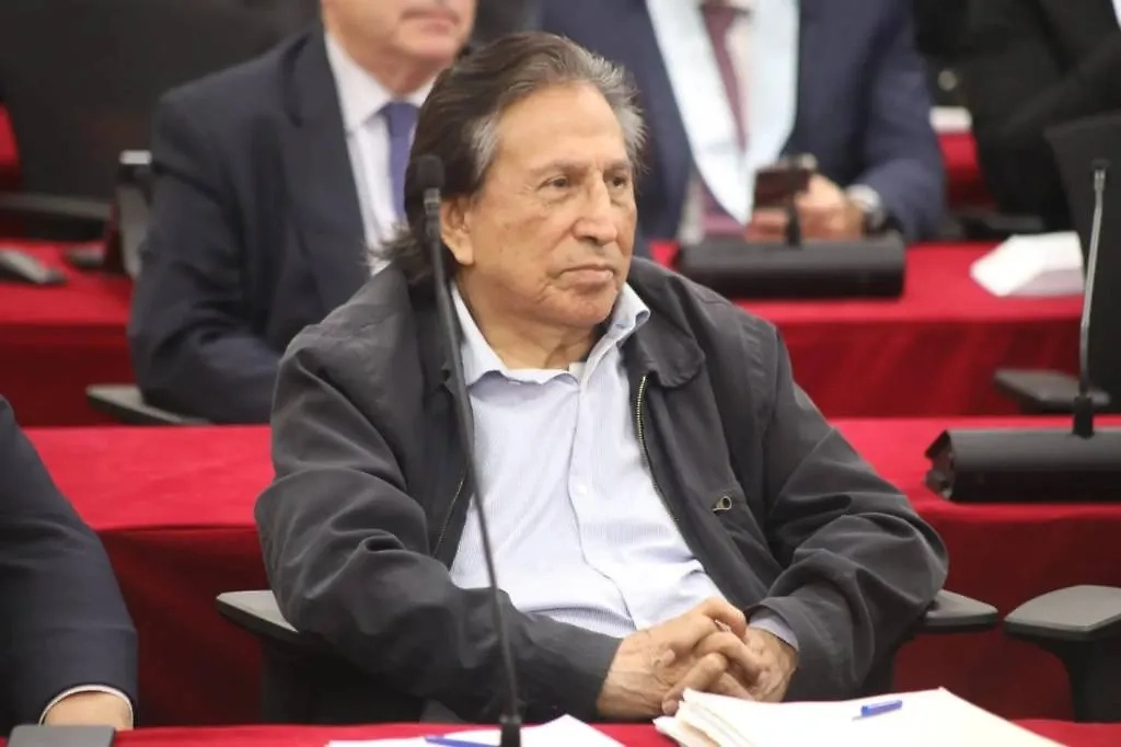 Экс-президент Перу Алехандро Толедо на скамье подсудимых. Обложка © X / Poder Judicial Perú