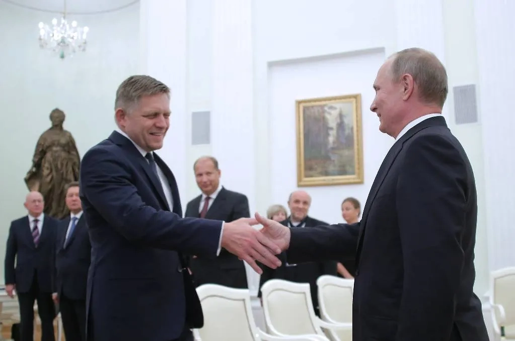 Премьер-министр Словакии Роберт Фицо и президент России Владимир Путин во время встречи в Кремле. Фото © ТАСС/Михаил Метцель/ТАСС