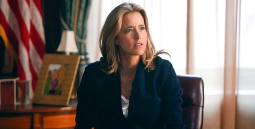 Американский сериал «Мадам госсекретарь» предрёк будущее России и Украины. Кадр из фильма «Государственный секретарь», режиссёр Эрик Столц, сценарист Барбара Холл / Kinopoisk