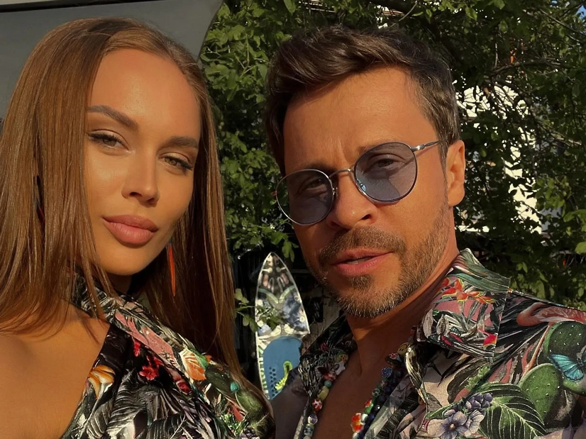 Павел Деревянко со своей возлюбленной Зоей Фуць. Обложка © Instagram (признан экстремистской организацией и запрещён на территории Российской Федерации) / pablo_derevyanko