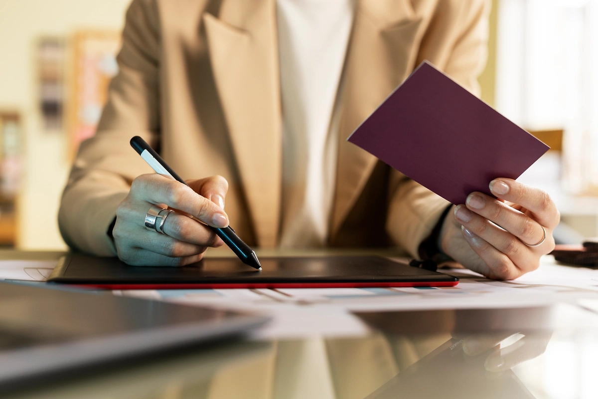 Паспорт. Обложка © freepik.com / freepik