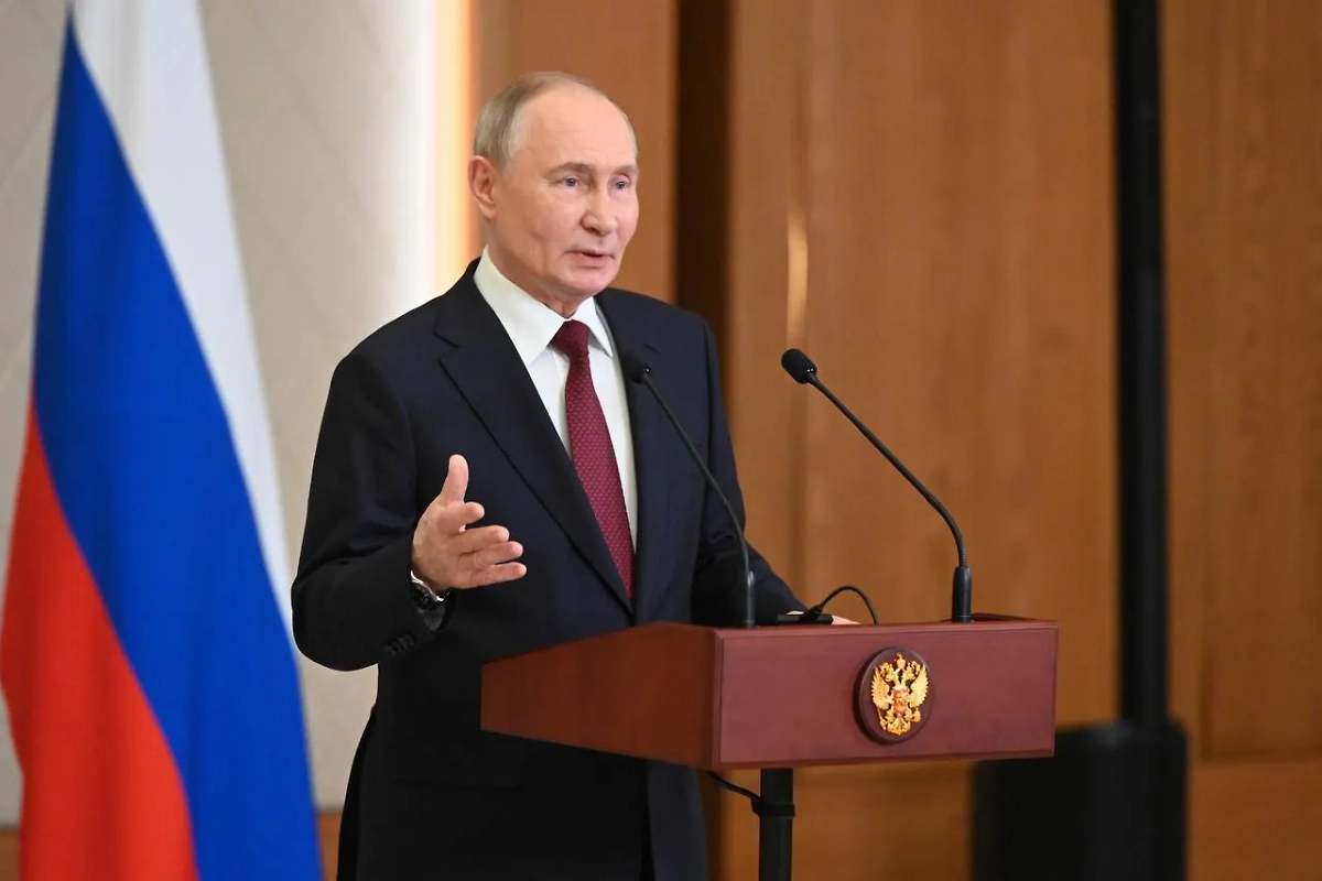 Президент России Владимир Путин. Обложка © Life.ru