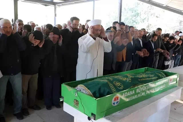 Карадаг был похоронен на кладбище Бурук. Фото © Haberler