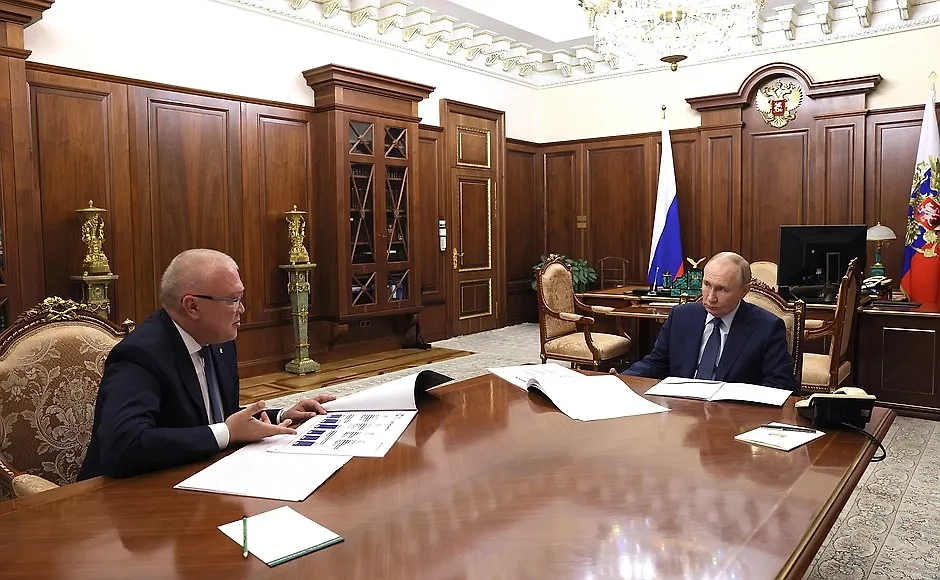 Владимир Путин и Александр Соколов. Фото © Кремль. Новости