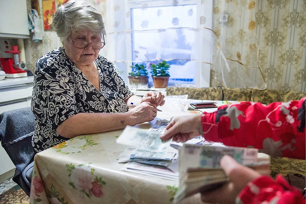 В декабре многие пенсионеры получат двойную пенсию. Обложка © ТАСС / Кирилл Кухмарь