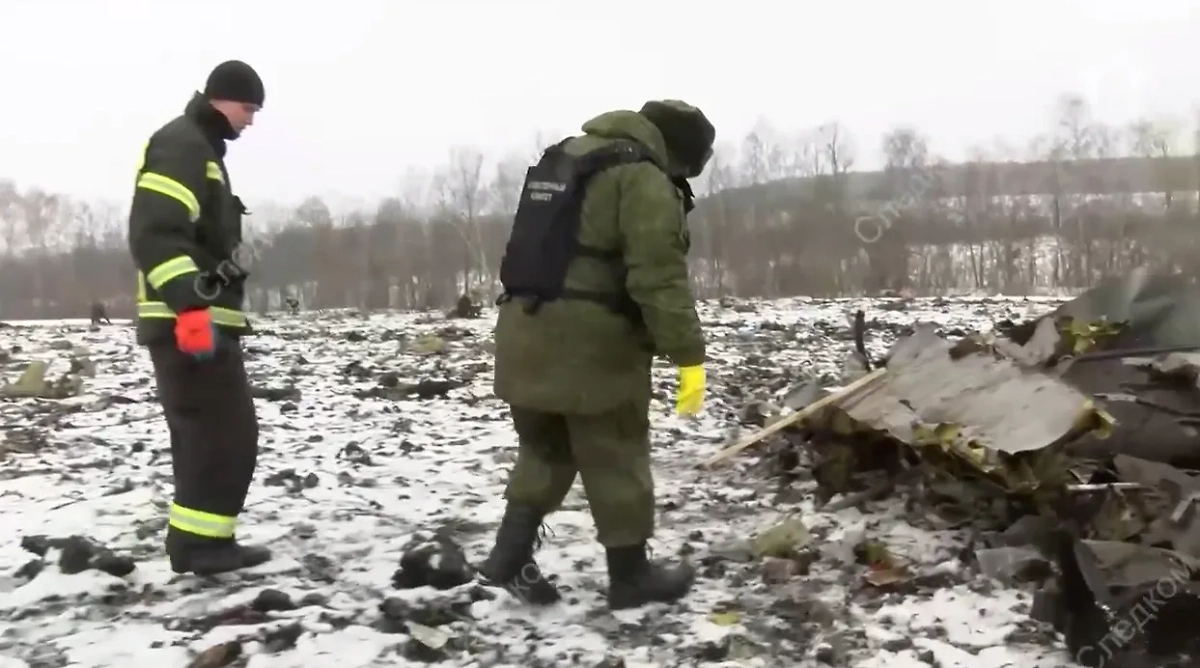 Обломки самолёта Ил-76. Фото © Telegram / Следком