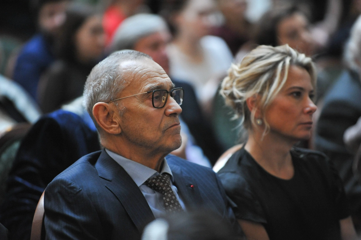 Кинорежиссёр Андрей Кончаловский и его супруга, актриса Юлия Высоцкая. Фото © Агентство «Москва» / Авилов Александр