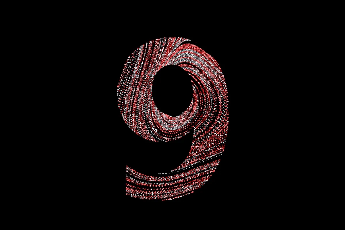 Если у вас в дате рождения есть число 9, то вам стоит заняться благотворительностью. А ещё вы можете регулярно получать ценные подарки. Фото © Shutterstock / FOTODOM / maximmmmum