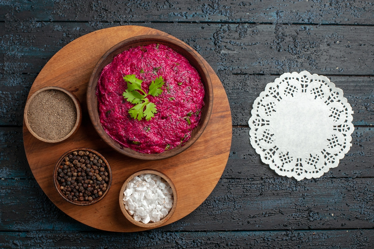 По данным ВОЗ здоровье человека на 70% зависит от образа жизни и правильного питания, и лишь по 15% отводится генетике и медицинскому вмешательству. Обложка © freepik.com / KamranAydinov