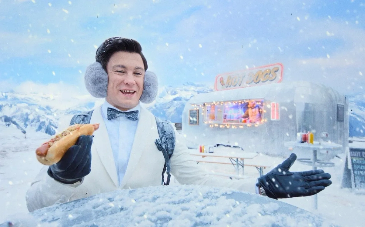 Кадр из фильма «Небриллиантовая рука». Обложка © «Небриллиантовая рука» реж. Миша Семичев, Роман Ким, сценаристы Андрей Шелков, Максим Ткаченко / Kinopoisk