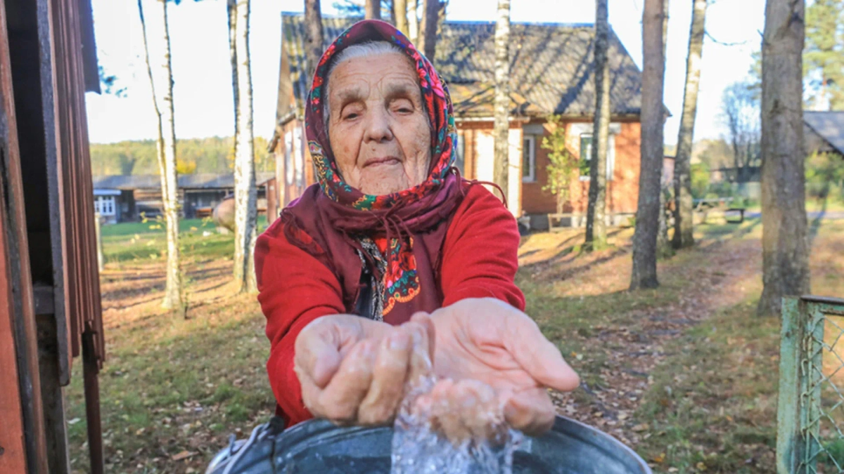 Провидица из Белоруссии Федора Конюхова. Обложка © sb.by