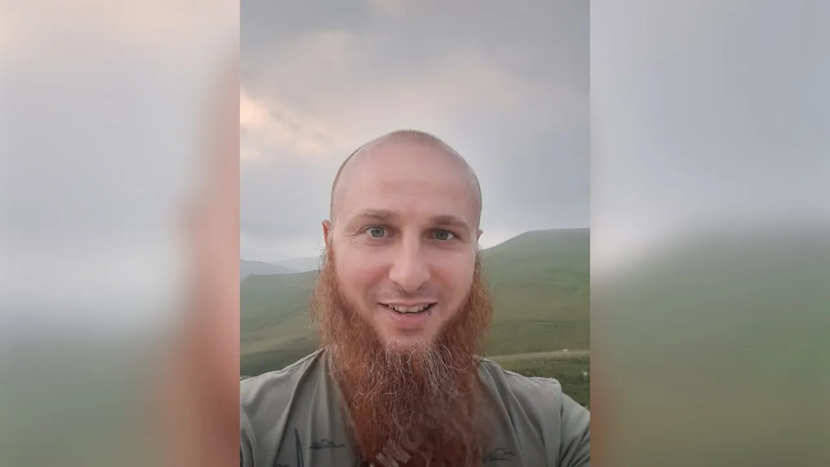 Многожёнец Иван Сухов. Обложка © VK / Иван Сухов