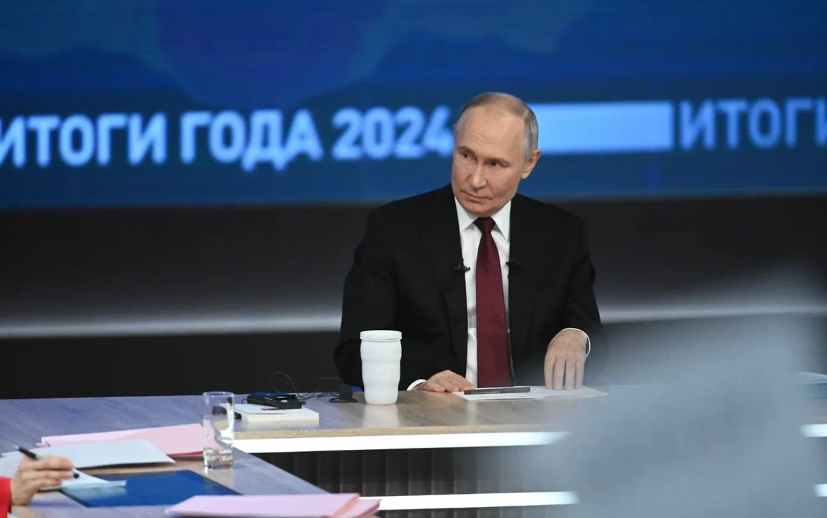 Российский лидер Владимир Путин. Обложка © Life.ru 