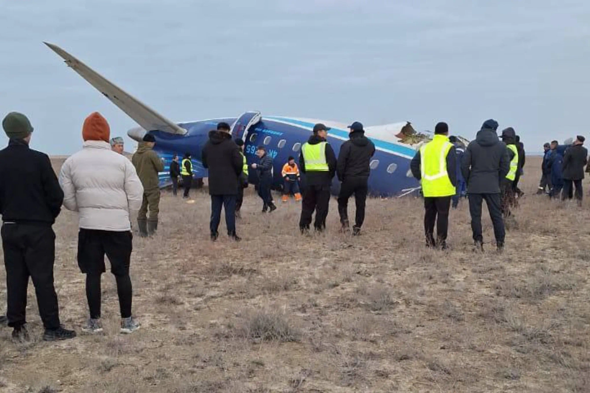 Место крушения самолёта. Фото © Telegram / 24KZ - ЖАҢАЛЫҚТАР