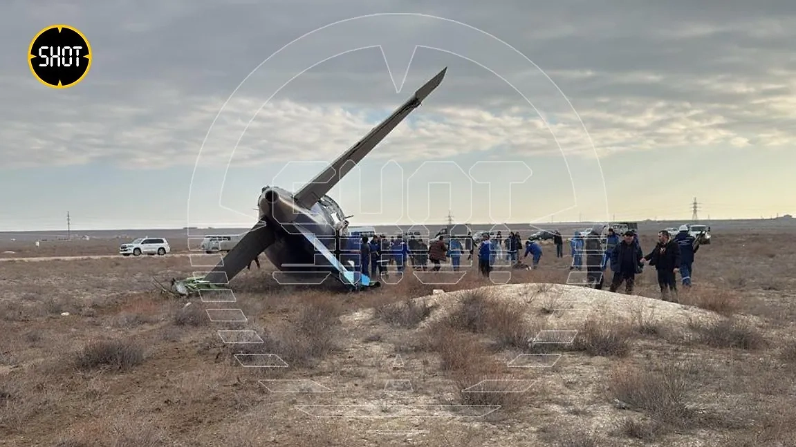 Место крушения самолёта Баку – Грозный в Казахстане. Фото © SHOT