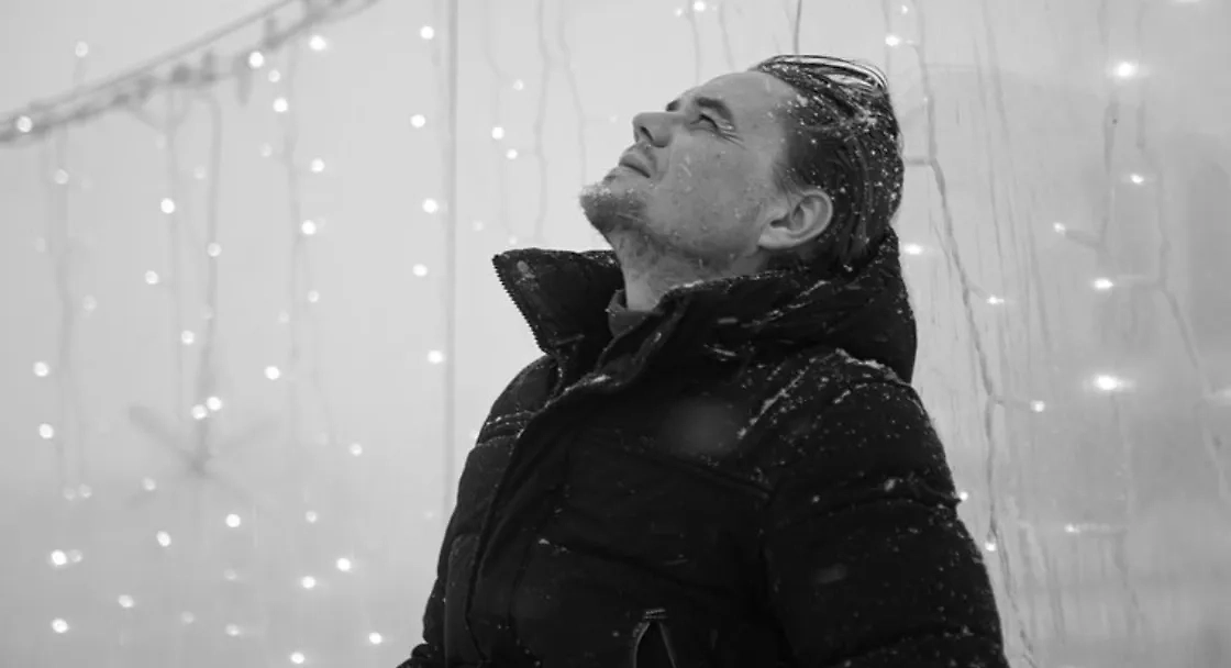 Актёра гримировали для роли по несколько часов. Обложка © Instagram (признан экстремистской организацией и запрещён на территории Российской Федерации) / mezzanine.club