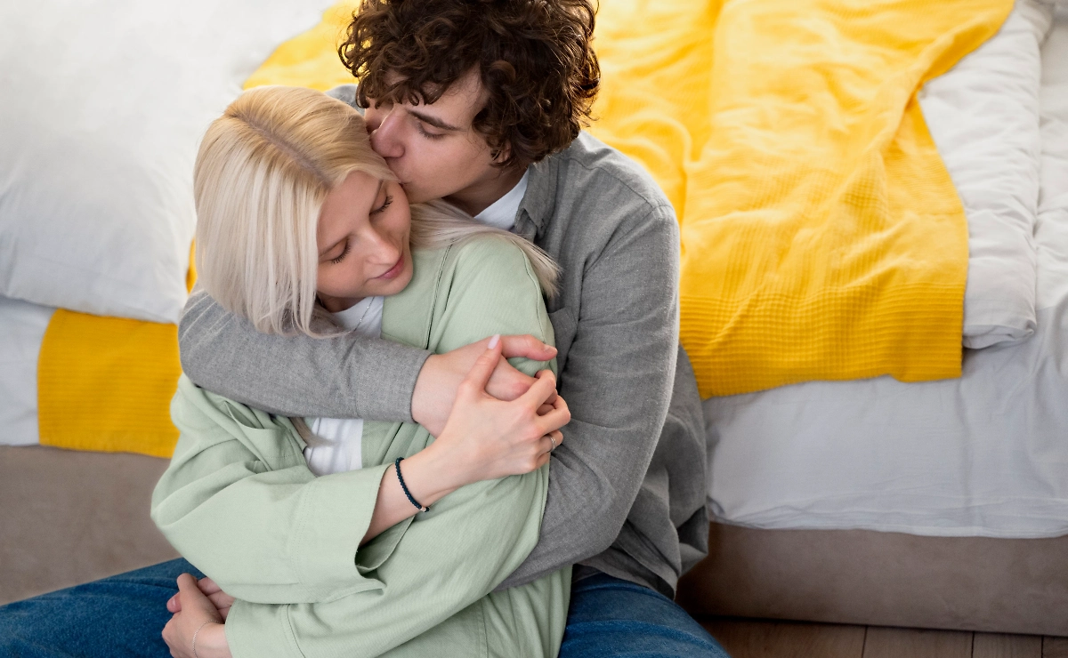 Международный день объятий (International Hugging Day) отмечается 4 декабря. Фото © Freepik