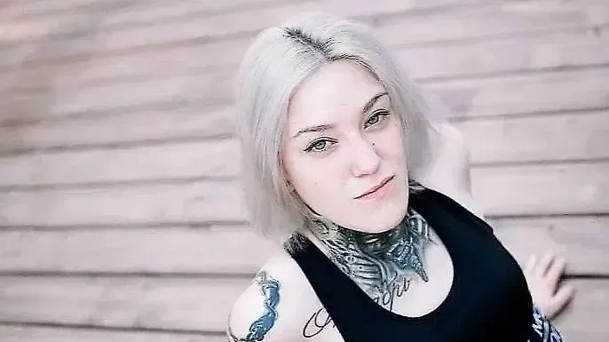 Диана Янголенко. Обложка © Vk / НОВЫЕ ПАЦАНКИ 8