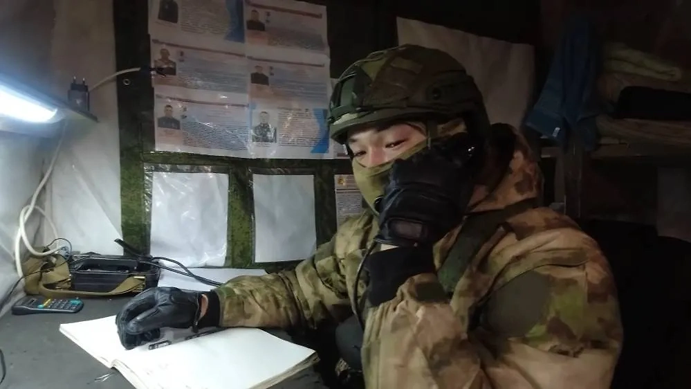 Средства ПВО РФ за сутки сбили три авиабомбы JDAM и три переоборудованные ракеты С-200. Обложка © ТАСС / Пресс-служба Минобороны РФ