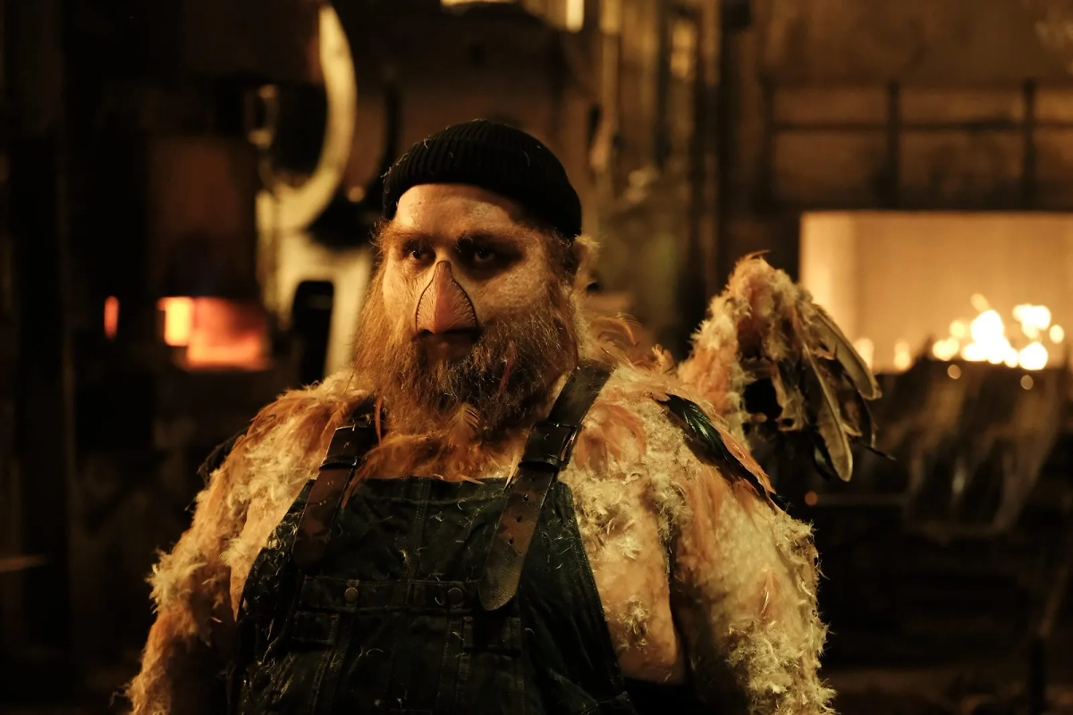 Дмитрий Красилов в фильме "Сергий против нечисти. Яга". Режиссёры Андрей Волгин, Максим Кондратенко, сценаристы Евгений Русак, Кирилл Ситников. Фото © kino-teatr.ru