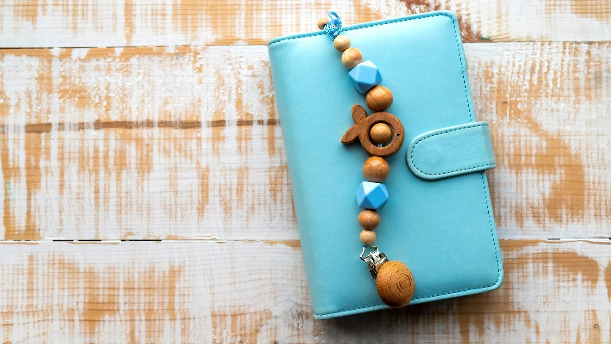 Каким должен быть кошелёк, притягивающий деньги? Обложка © Freepik