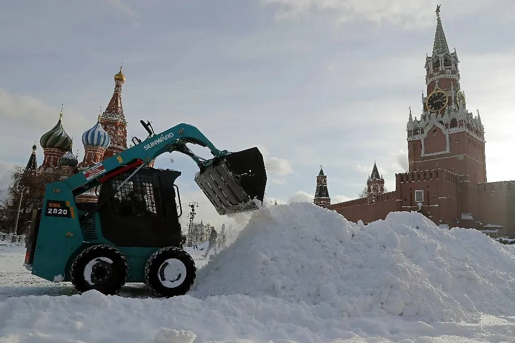 Обложка © ТАСС / EPA / MAXIM SHIPENKOV