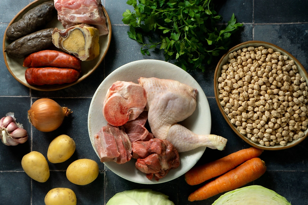 Диетолог Васильева: Сто граммов индейки закрывает 1/4 суточной нормы белка. Обложка © Freepik