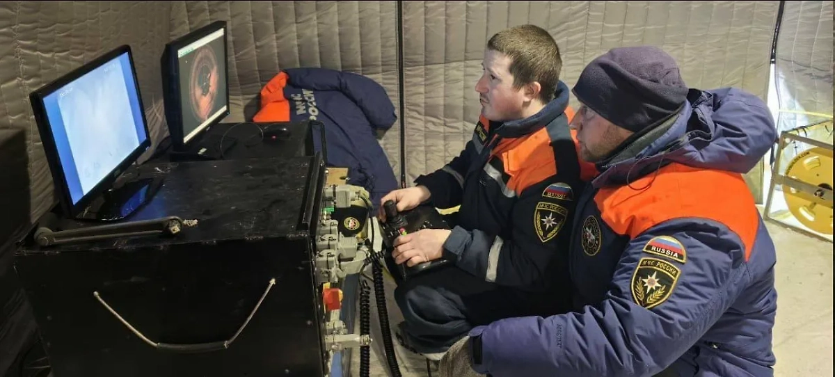 Место поисков вертолёта Ми-8 в Онежском озере. Фото © T.me / AParfenchikov