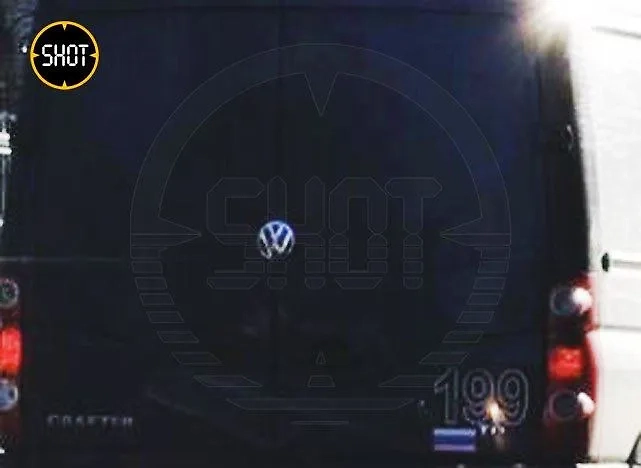 В Москве водителя оштрафовали из-за выцветшего флага на фургоне. Обложка © Telegram / SHOT