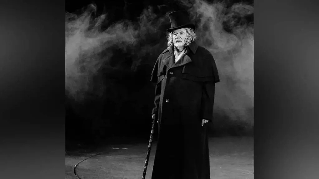 Александр Ширвиндт. Обложка © Театр сатиры