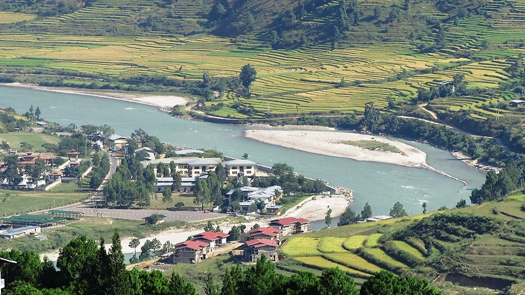 Виды столицы Бутана — родины счастья. Фото © Wikipedia / Eli Shany