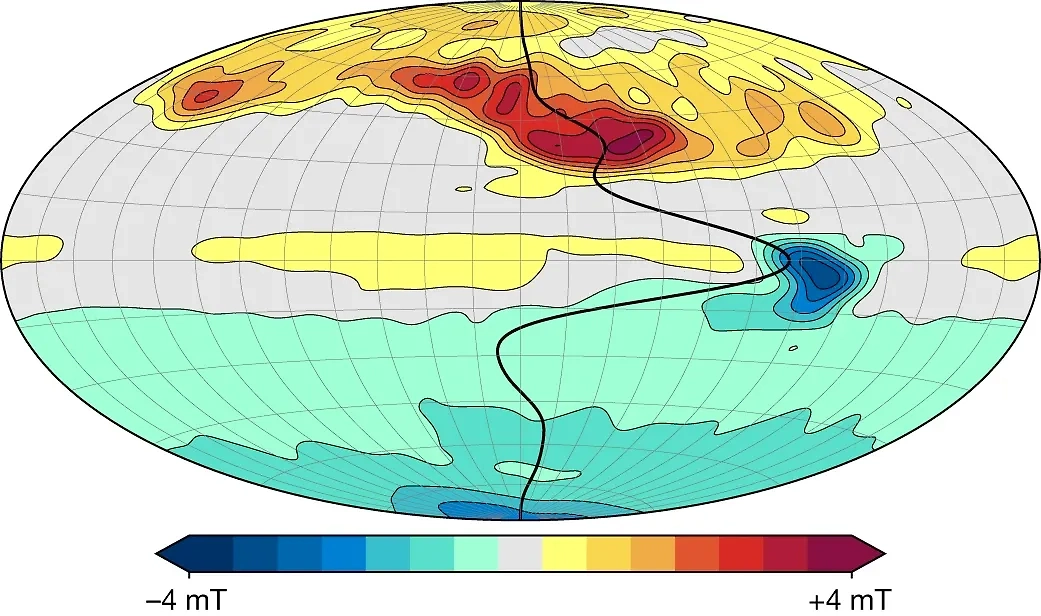 Магнитное поле Юпитера с Большим синим пятном на экваторе. Фото © Nature.com