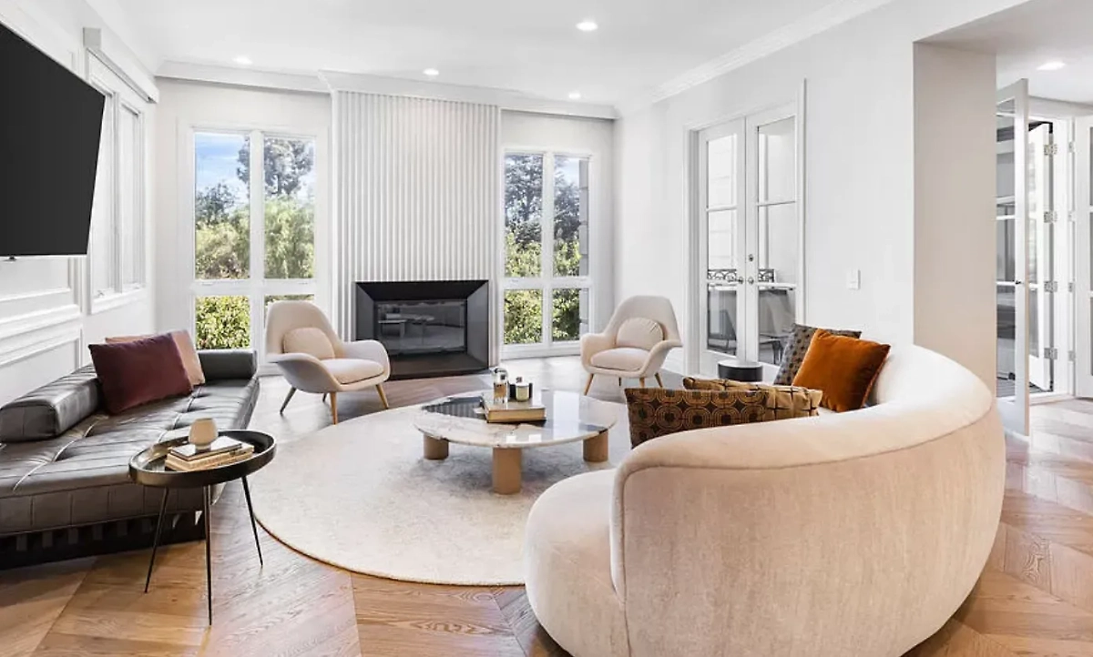 Особняк Sergei A Veremeenko в Лос-Анджелесе. Фото © zillow.com