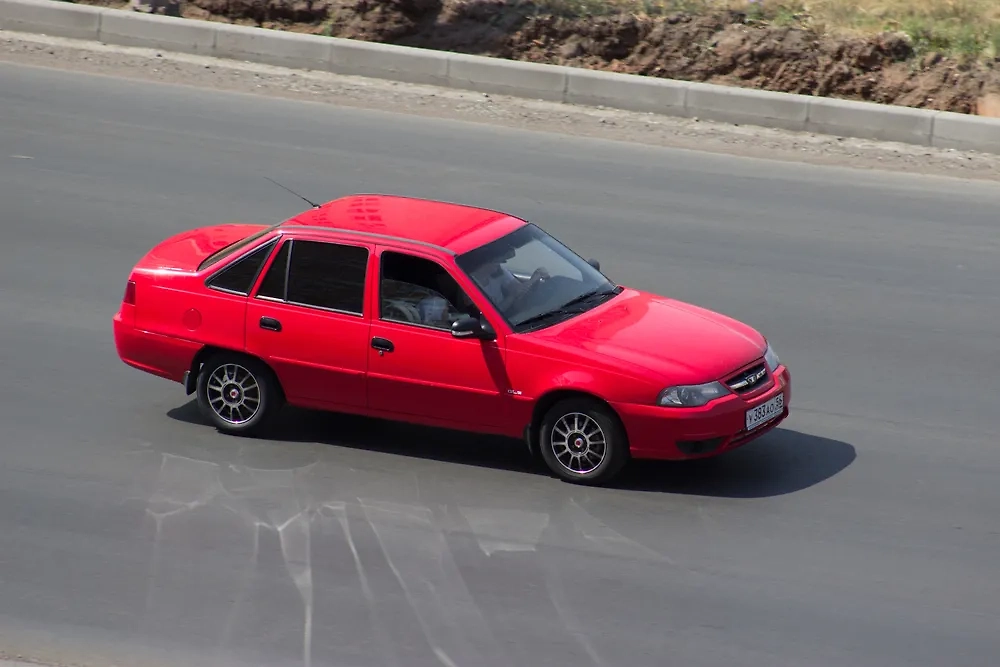Чаще всего на руках у первых владельцев остаётся Daewoo Nexia. Обложка © Shutterstock / FOTODOM