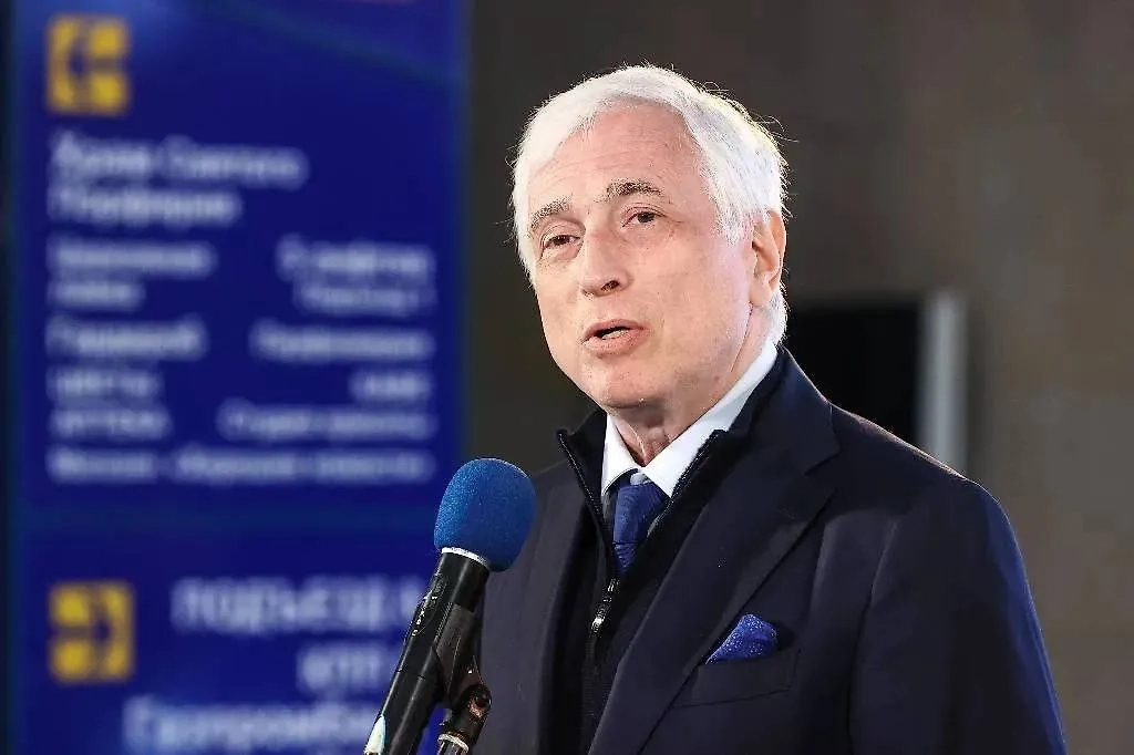 Леонид Млечин. Обложка © ТАСС / Артём Геодакян