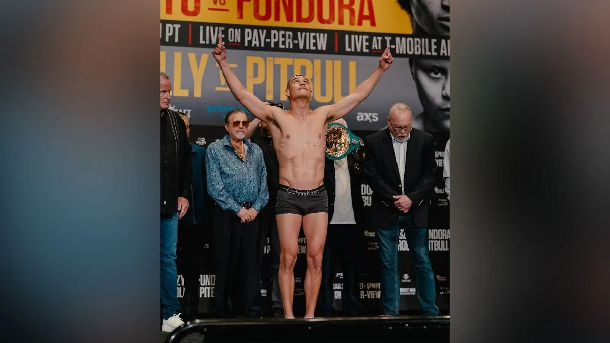 Тим Цзю. Обложка © Instagram (признан экстремистской организацией и запрещён на территории Российской Федерации) / timtszyu