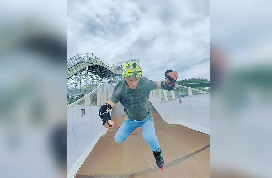 Роман Богрец. Обложка © Instagram (Соцсеть запрещена в РФ; принадлежит корпорации Meta, которая признана в РФ экстремистской) / roman_freeskate