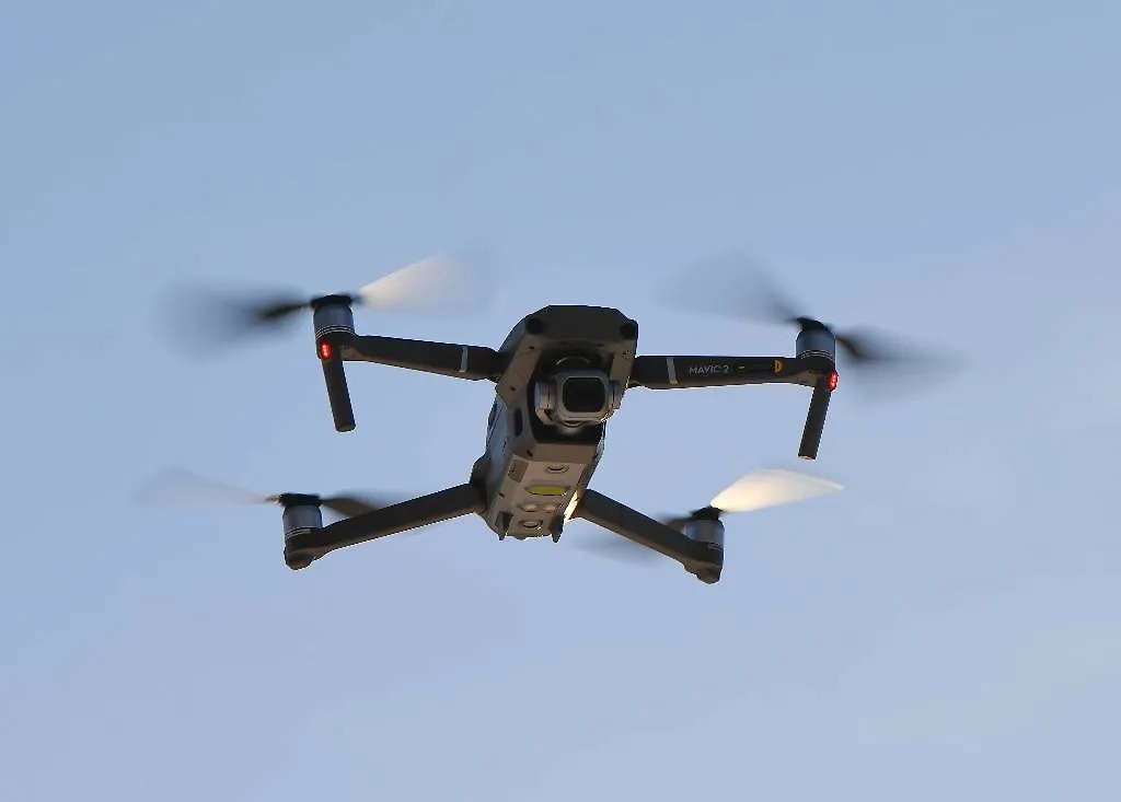 Беспилотник ВСУ ударил по нефтебазе под Белгородом. Обложка © ТАСС / Александр Манзюк