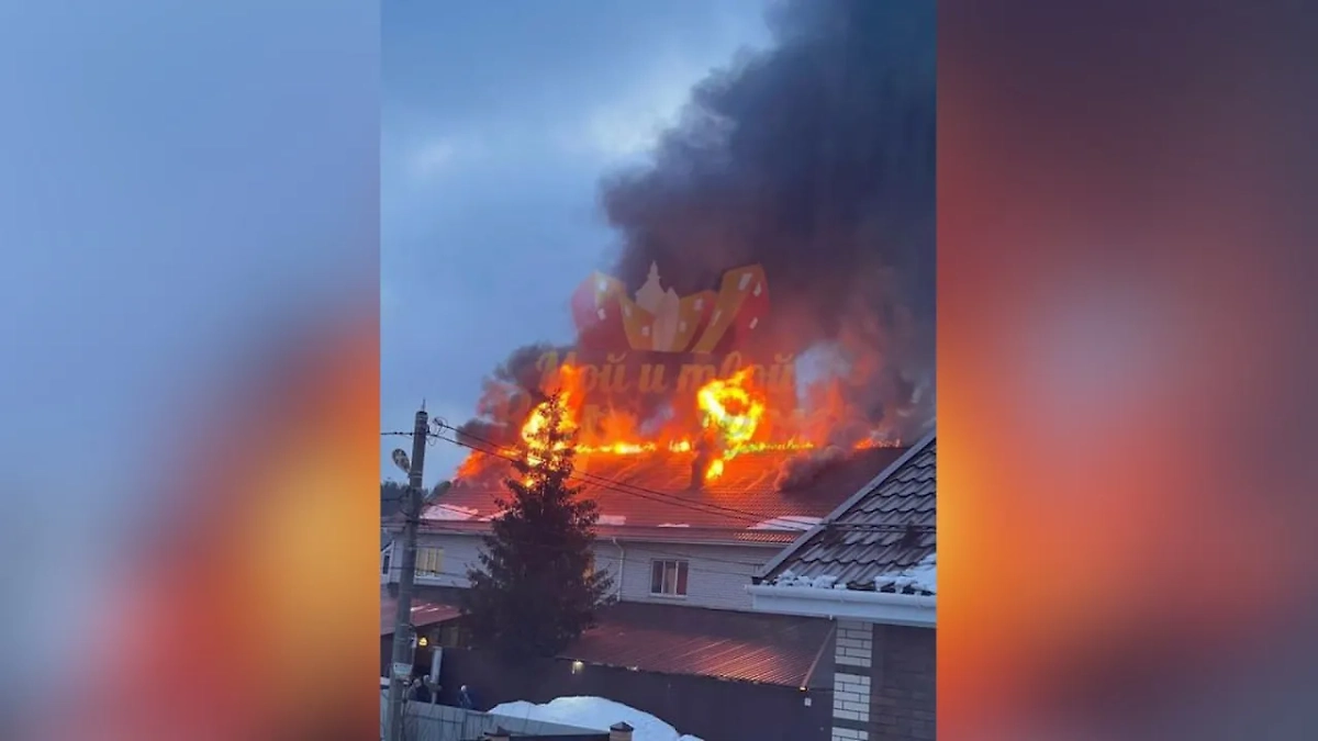 Пожар в воронежском пансионате. Обложка © VK / Мой и твой Воронеж