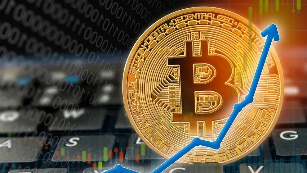 Курс биткоина готовится побить новый исторический рекорд. Обложка © Shutterstock