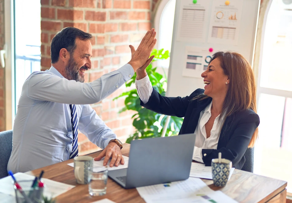 47% россиян уверены, что эффективность специалиста на руководящей должности не зависит от пола. Фото © krakenimages/ Unsplash