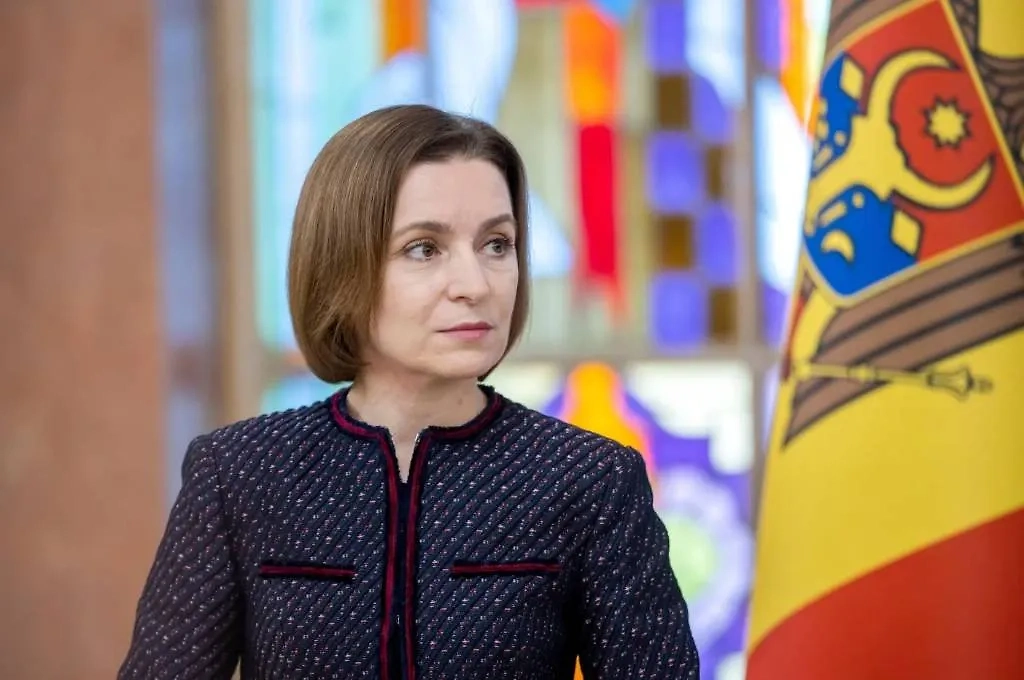 Майя Санду. Обложка © Shutterstock