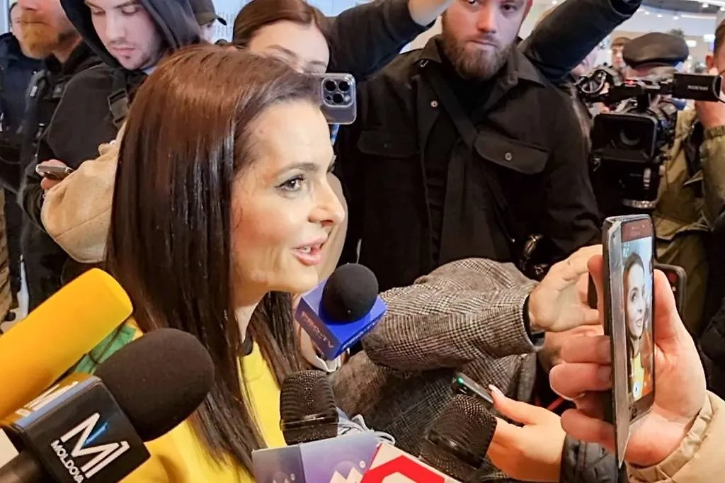 Возвращение главы Гагаузской автономии Гуцул в Молдавию. Обложка © ТАСС / Вениамин Демидецкий